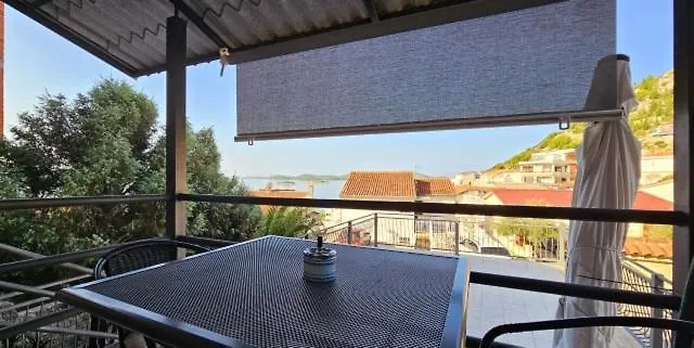 Apartamento Varga Ap4 Drage